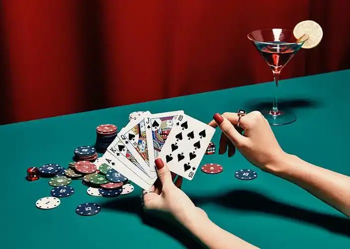 Bàn Live Casino trực tiếp với dealer chuyên nghiệp phát trực tiếp tại mb68